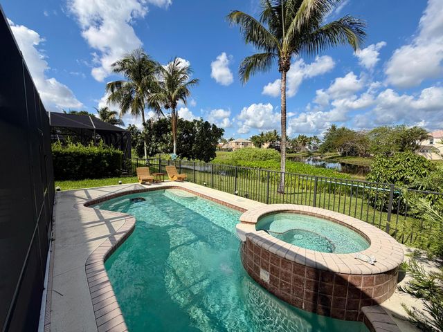 6094 Oak Bluff Way, Lake Worth, FL 33467