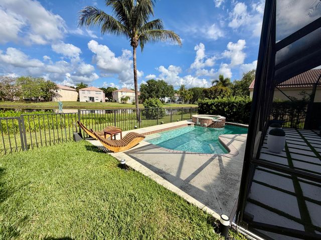 6094 Oak Bluff Way, Lake Worth, FL 33467