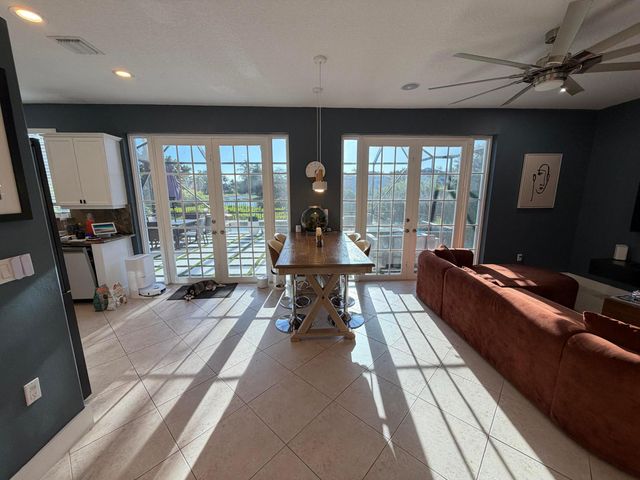 6094 Oak Bluff Way, Lake Worth, FL 33467