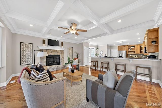 762 Lake Valley Drive, Defiance, MO 63341