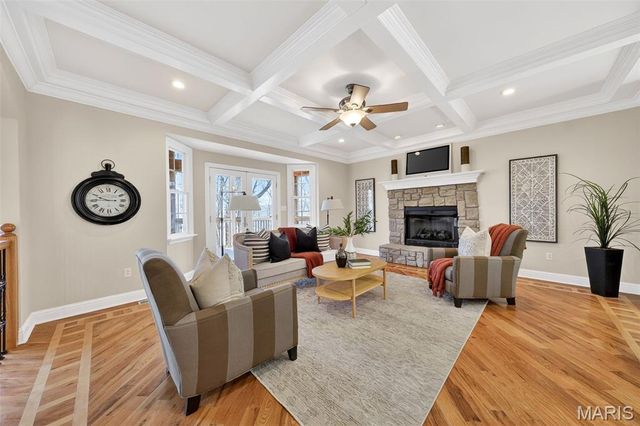 762 Lake Valley Drive, Defiance, MO 63341