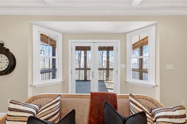 762 Lake Valley Drive, Defiance, MO 63341