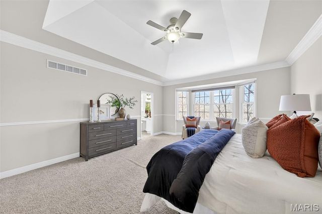 762 Lake Valley Drive, Defiance, MO 63341