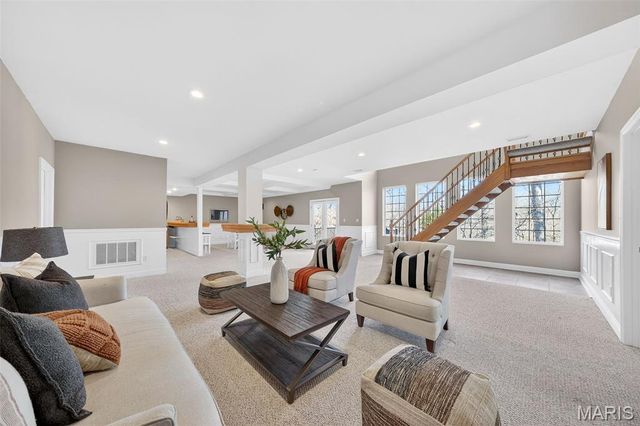 762 Lake Valley Drive, Defiance, MO 63341