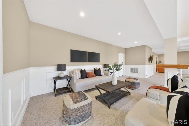 762 Lake Valley Drive, Defiance, MO 63341