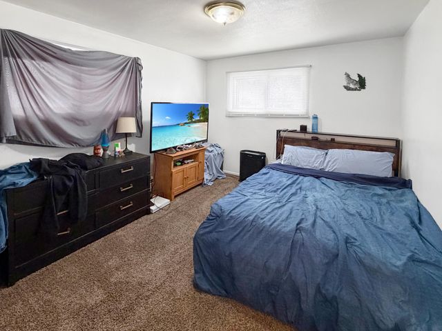 1106 18th Street S, Moorhead, MN 56560