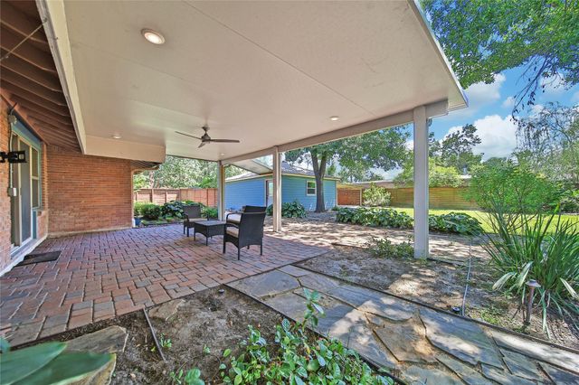 4401 Brookwoods Drive, Houston, TX 77092
