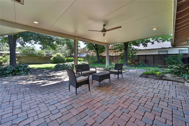 4401 Brookwoods Drive, Houston, TX 77092