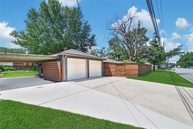 4401 Brookwoods Drive, Houston, TX 77092