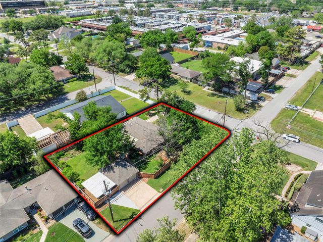 4401 Brookwoods Drive, Houston, TX 77092