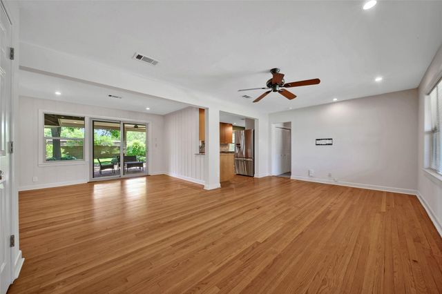 4401 Brookwoods Drive, Houston, TX 77092