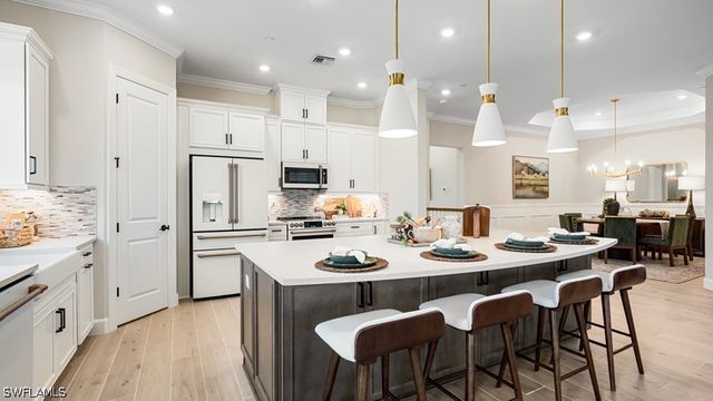 15345 Giardino DR 12-201, Naples, FL 34114