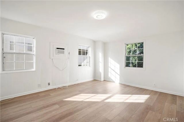 4918 Cahuenga, North Hollywood, CA 91601