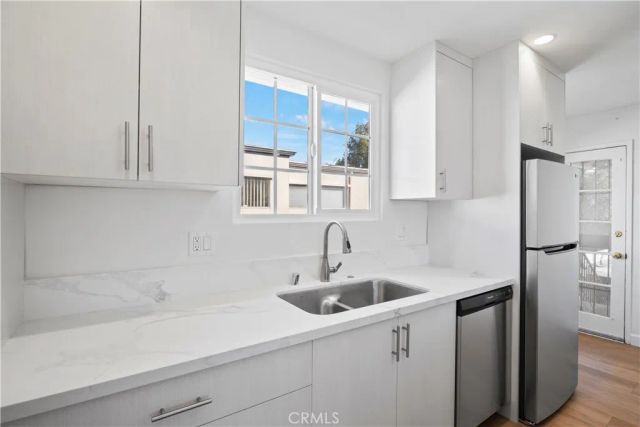 4918 Cahuenga, North Hollywood, CA 91601