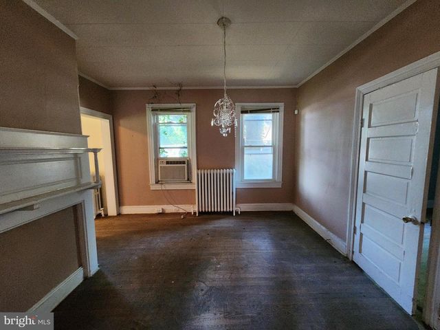 4506 BROOKS ST NE, Washington, DC 20019