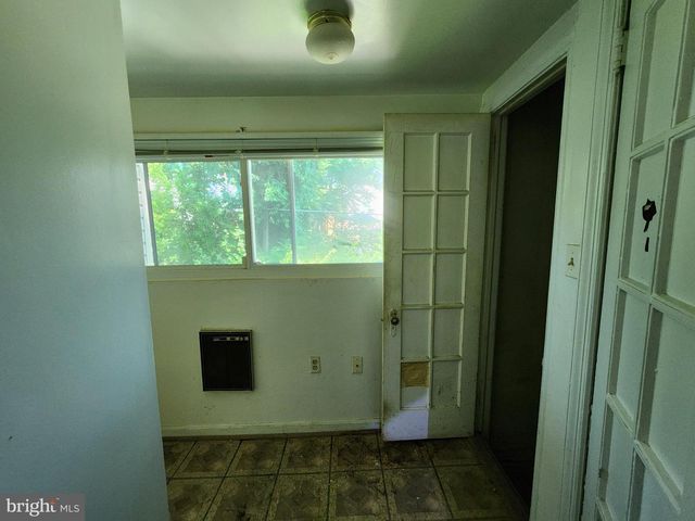4506 BROOKS ST NE, Washington, DC 20019