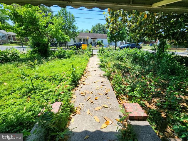 4506 BROOKS ST NE, Washington, DC 20019