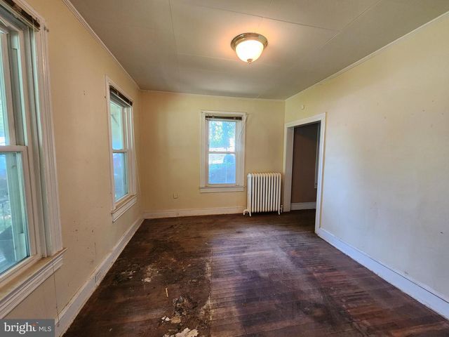 4506 BROOKS ST NE, Washington, DC 20019