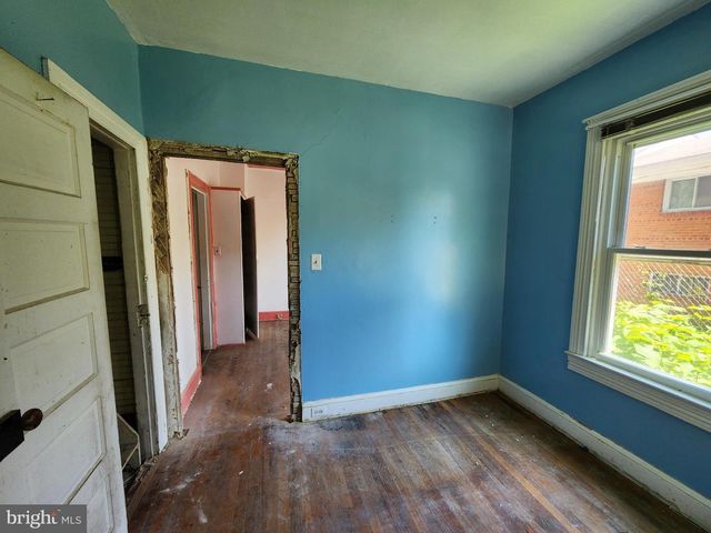 4506 BROOKS ST NE, Washington, DC 20019