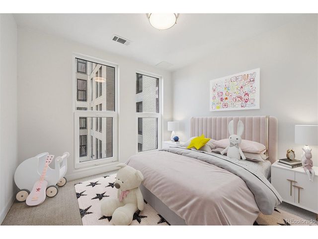 639 29th St 400, Denver, CO 80205