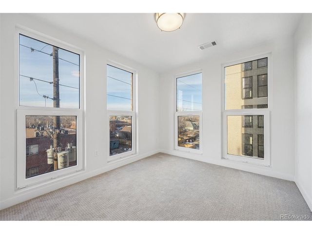 639 29th St 400, Denver, CO 80205