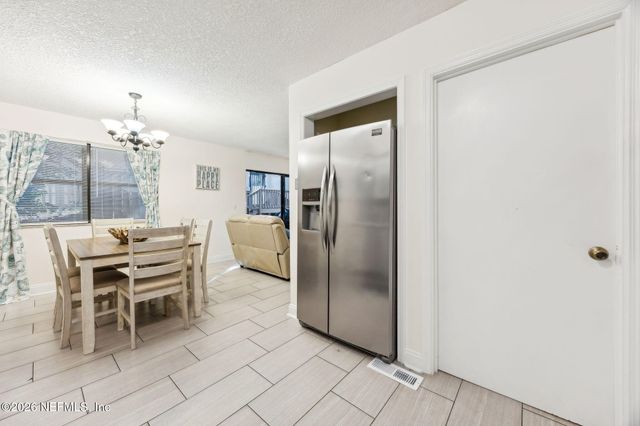 3165 1ST Avenue 15, Fernandina Beach, FL 32034