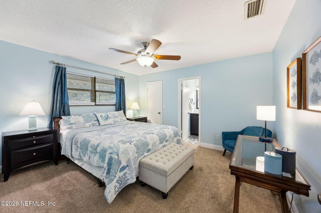 3165 1ST Avenue 15, Fernandina Beach, FL 32034