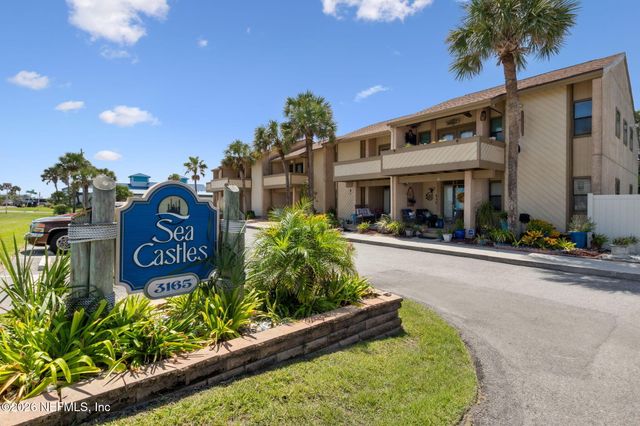 3165 1ST Avenue 15, Fernandina Beach, FL 32034