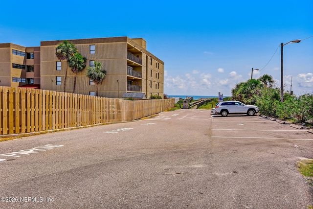 3165 1ST Avenue 15, Fernandina Beach, FL 32034