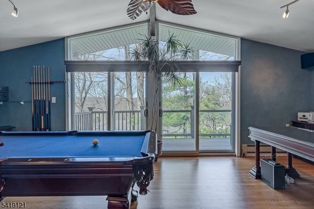 1044 Summit Ln, Mountainside Boro, NJ 07092