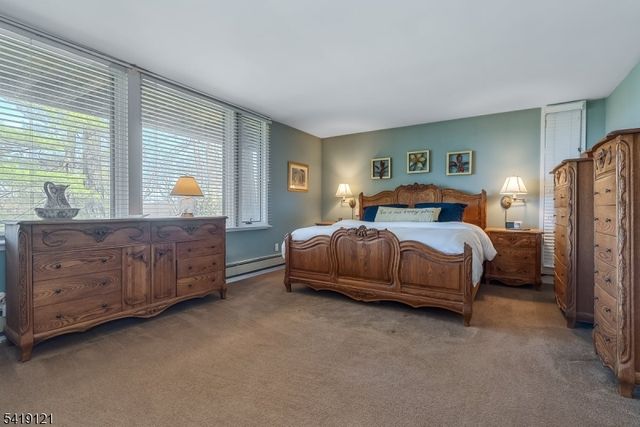 1044 Summit Ln, Mountainside Boro, NJ 07092