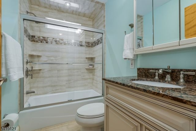 1044 Summit Ln, Mountainside Boro, NJ 07092