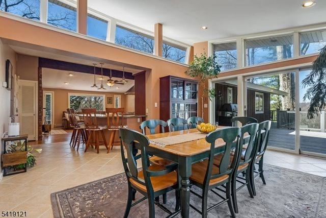 1044 Summit Ln, Mountainside Boro, NJ 07092