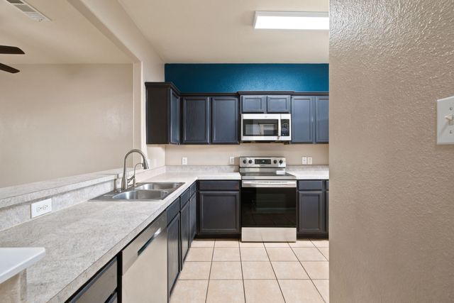 177 Buffalo Ridge Drive, Newark, TX 76071