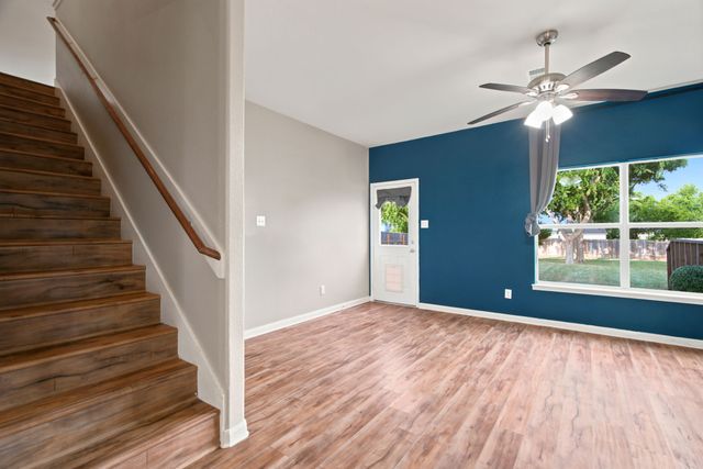 177 Buffalo Ridge Drive, Newark, TX 76071