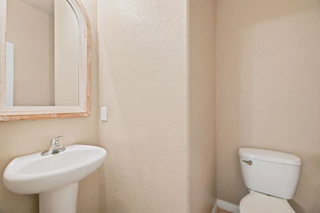 177 Buffalo Ridge Drive, Newark, TX 76071