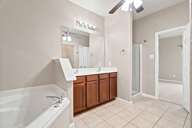177 Buffalo Ridge Drive, Newark, TX 76071