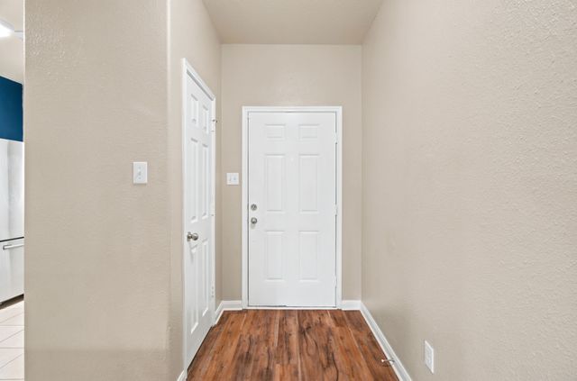 177 Buffalo Ridge Drive, Newark, TX 76071
