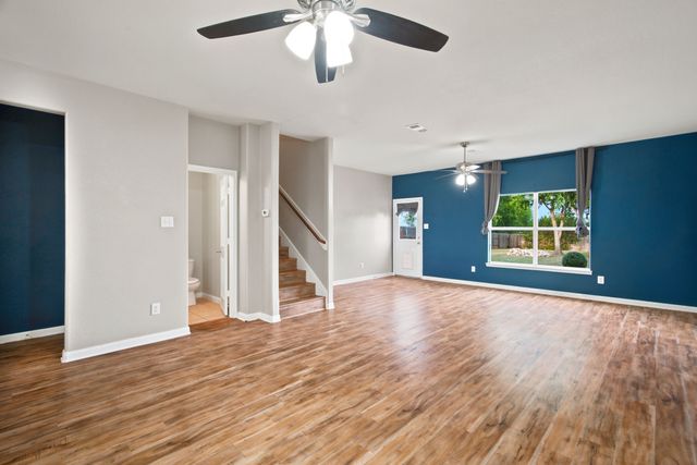 177 Buffalo Ridge Drive, Newark, TX 76071