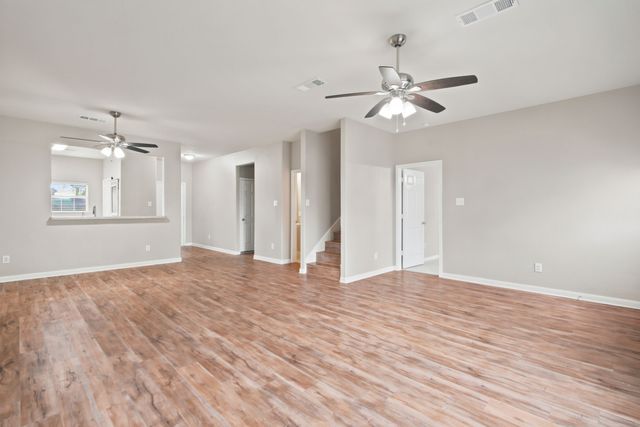 177 Buffalo Ridge Drive, Newark, TX 76071