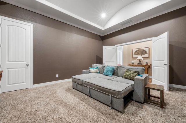 26214 Crown Court, Montgomery, TX 77316