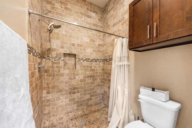 26214 Crown Court, Montgomery, TX 77316