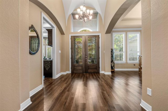 26214 Crown Court, Montgomery, TX 77316