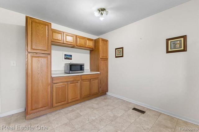 2607 Patrick Henry, Auburn Hills, MI 48326