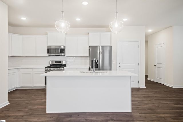 1102 Ogeechee Court, Spartanburg, SC 29303