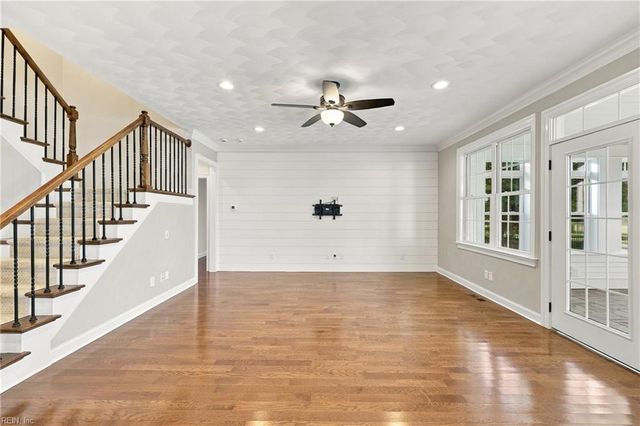 1108 Kathleen LN, Chesapeake, VA 23322