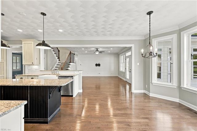 1108 Kathleen LN, Chesapeake, VA 23322