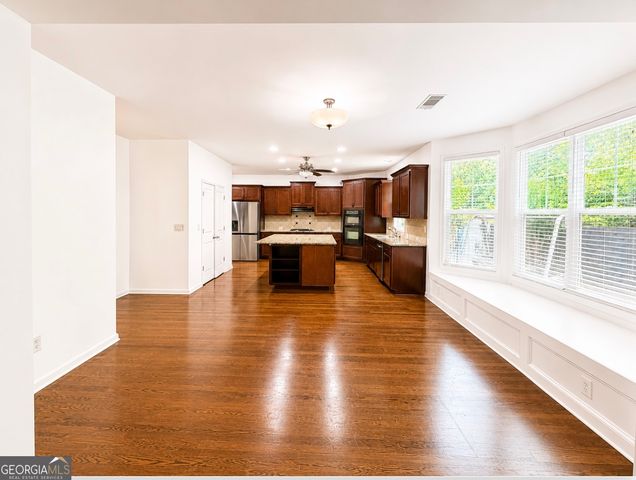 320 New point Lane, Canton, GA 30114