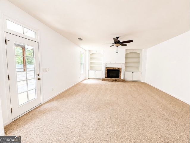 320 New point Lane, Canton, GA 30114