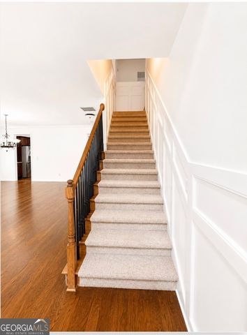 320 New point Lane, Canton, GA 30114